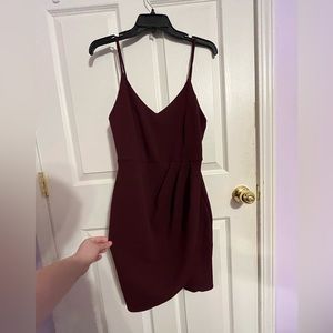 Lulus maroon homecoming dress